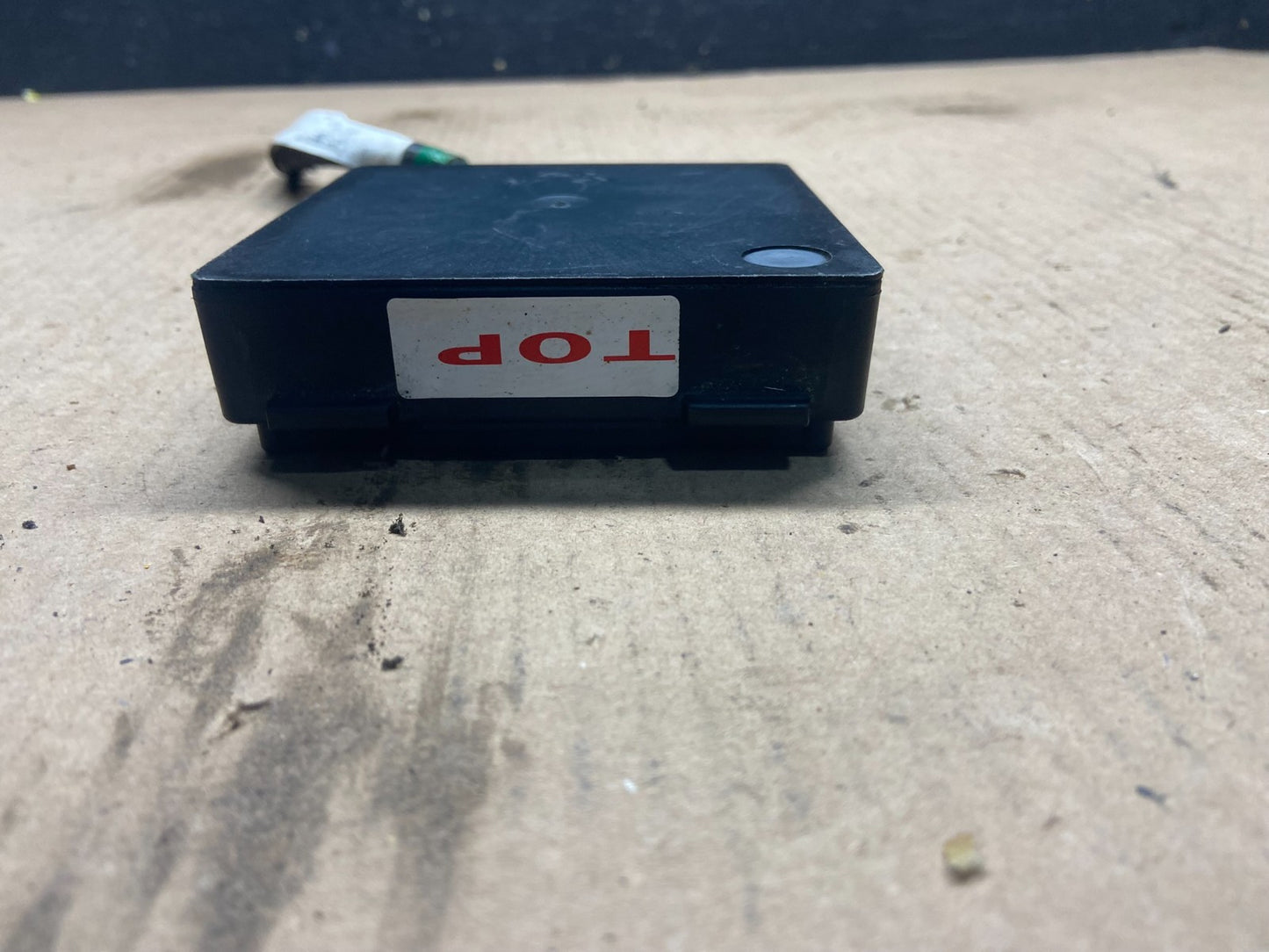2013 to 2018 Ford Lincoln Rear Radar Blind Spot Module Q7248 DG1