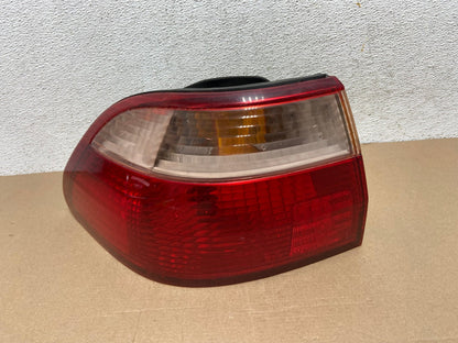 1998 to 2000 Honda Accord Sedan Tail light Left Driver LH Side AF4350 LK0