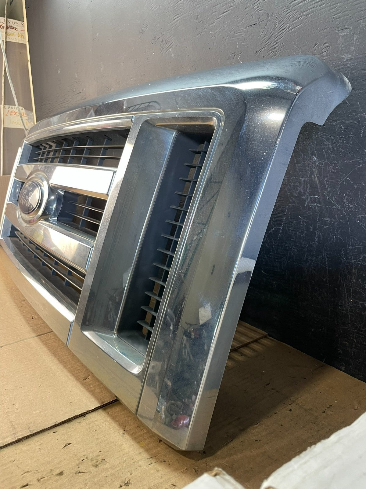 2008 to 2014 Ford Econoline E150 E250 Front Upper Chrome Grill Grille AD0254 DG1