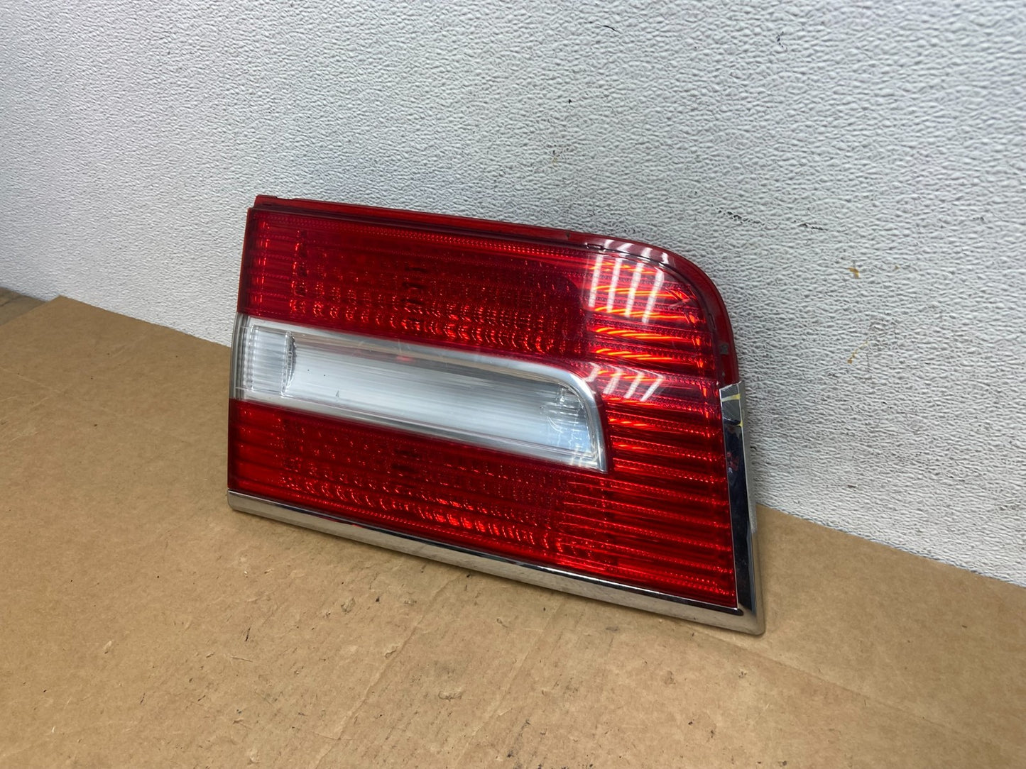 2007 to 2014 Lincoln Navigator Left Driver LH Side Tail Light Inner AD4574 DW1
