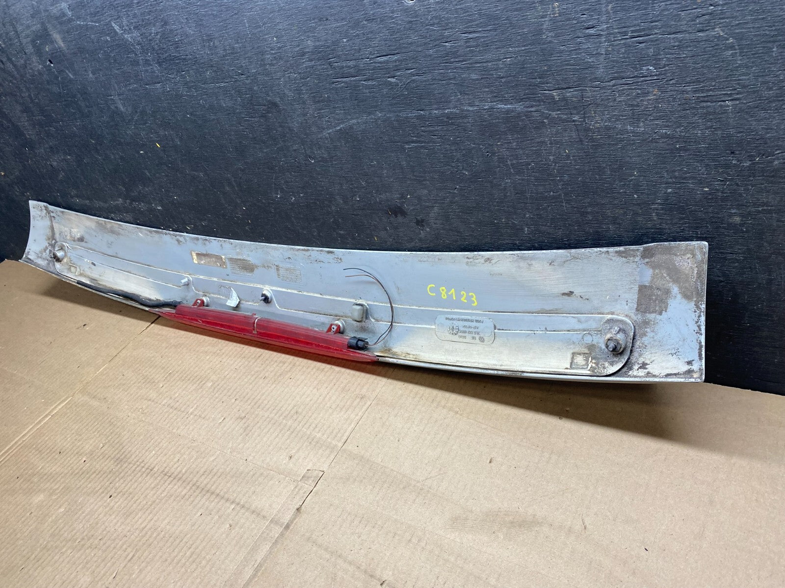 2004 to 2007 Volkswagen Touareg Rear Spoiler OEM C8123 OEM DG17