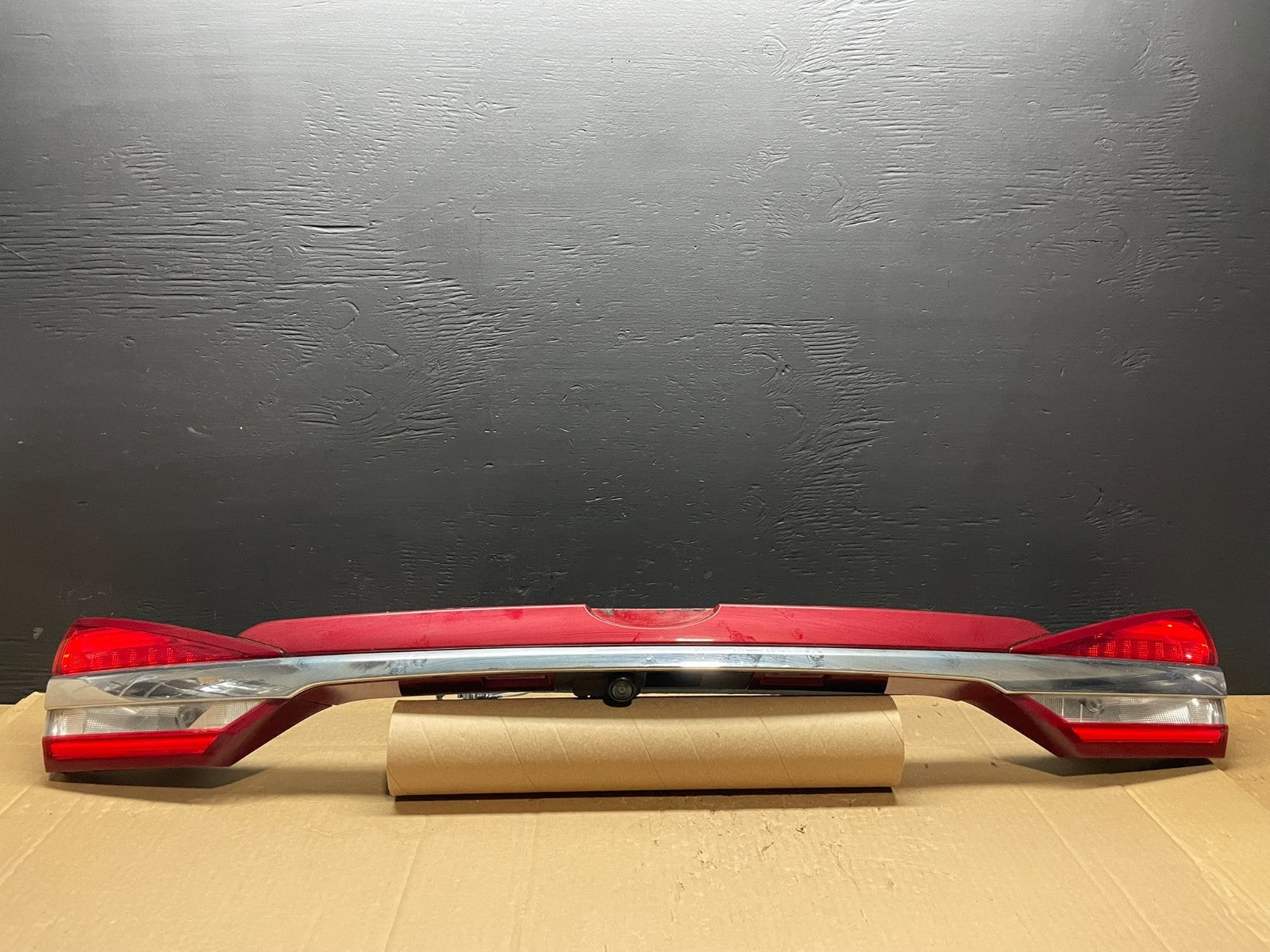 2017-2018 Ford Fusion Rear Trunk Trim Moulding Inner Tail Light Camera ab3238 DG0