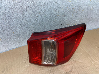 2011 - 2013 Lexus Is250 Is350 Right Passenger RH Side Tail Light AI7015 LK0