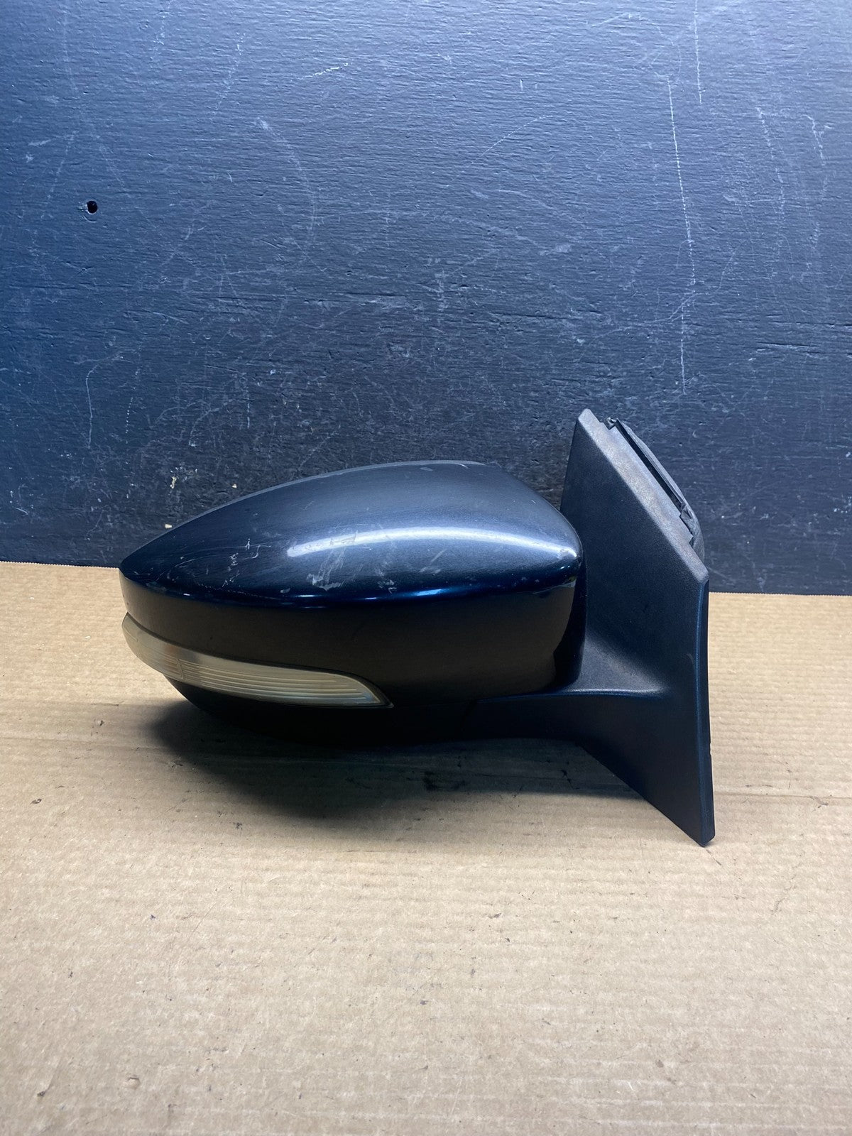 2012-2014 Ford Focus Right Passenger View Door Turn Sgn Mirror AF6789 DW0