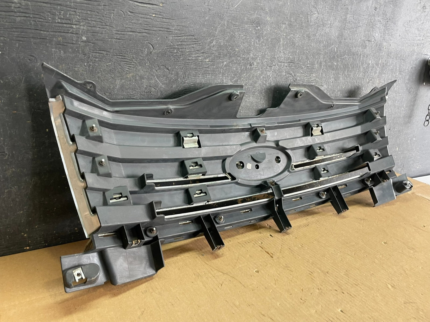 2007 2008 2009 2010 Ford Edge Front Upper Chrome Grill Grille Oem z8237 DG7