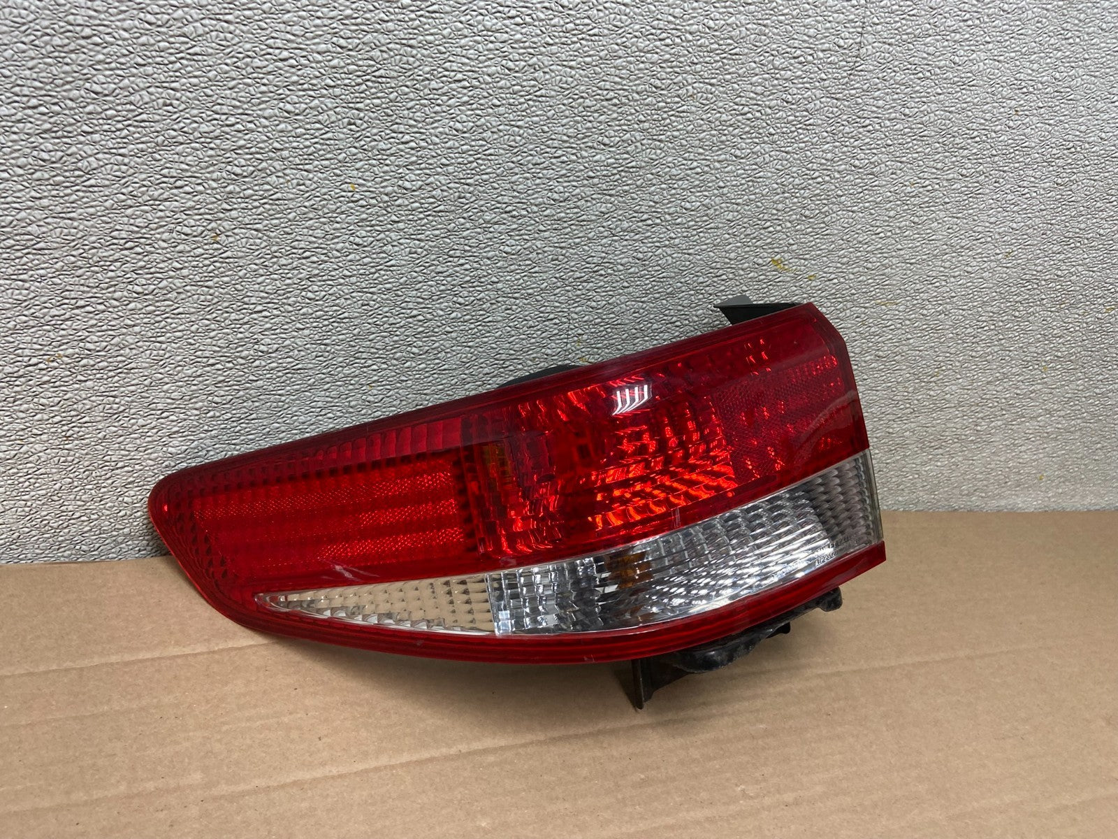 2003 to 2004 Honda Accord Sedan Left Driver Lh Side Tail light AA8627 LK2