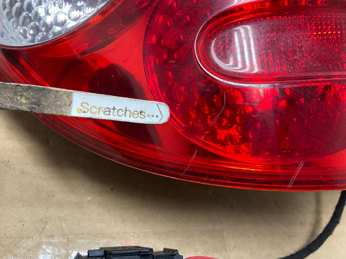 2006 to 2010 Mercedes W251 R-Class Left Driver LH Side Tail Light AH4025 LK4