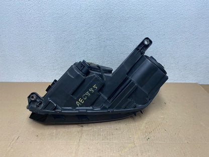 2012 to 2018 Volkswagen Tiguan Right Passenger RH Halogen Headlight AE6885 DW7