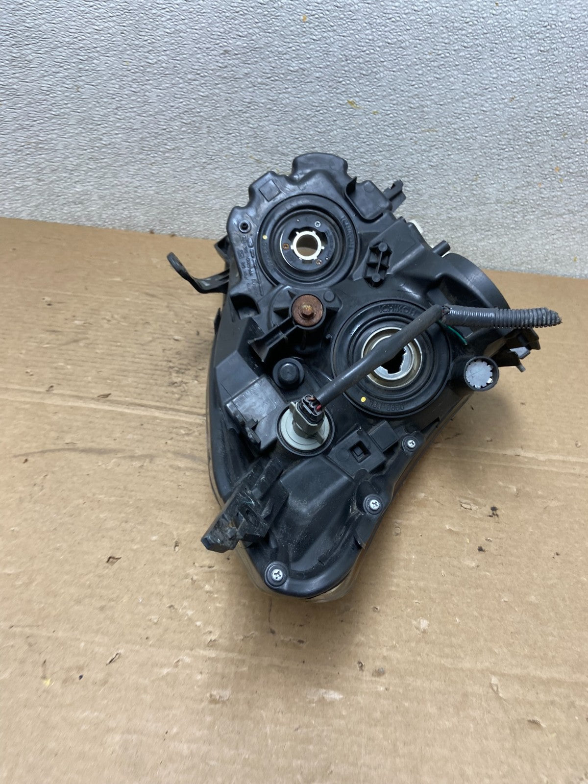 2008 to 2013 Nissan Rogue Left Driver LH Halogen Headlight Oem AB4652 DW8