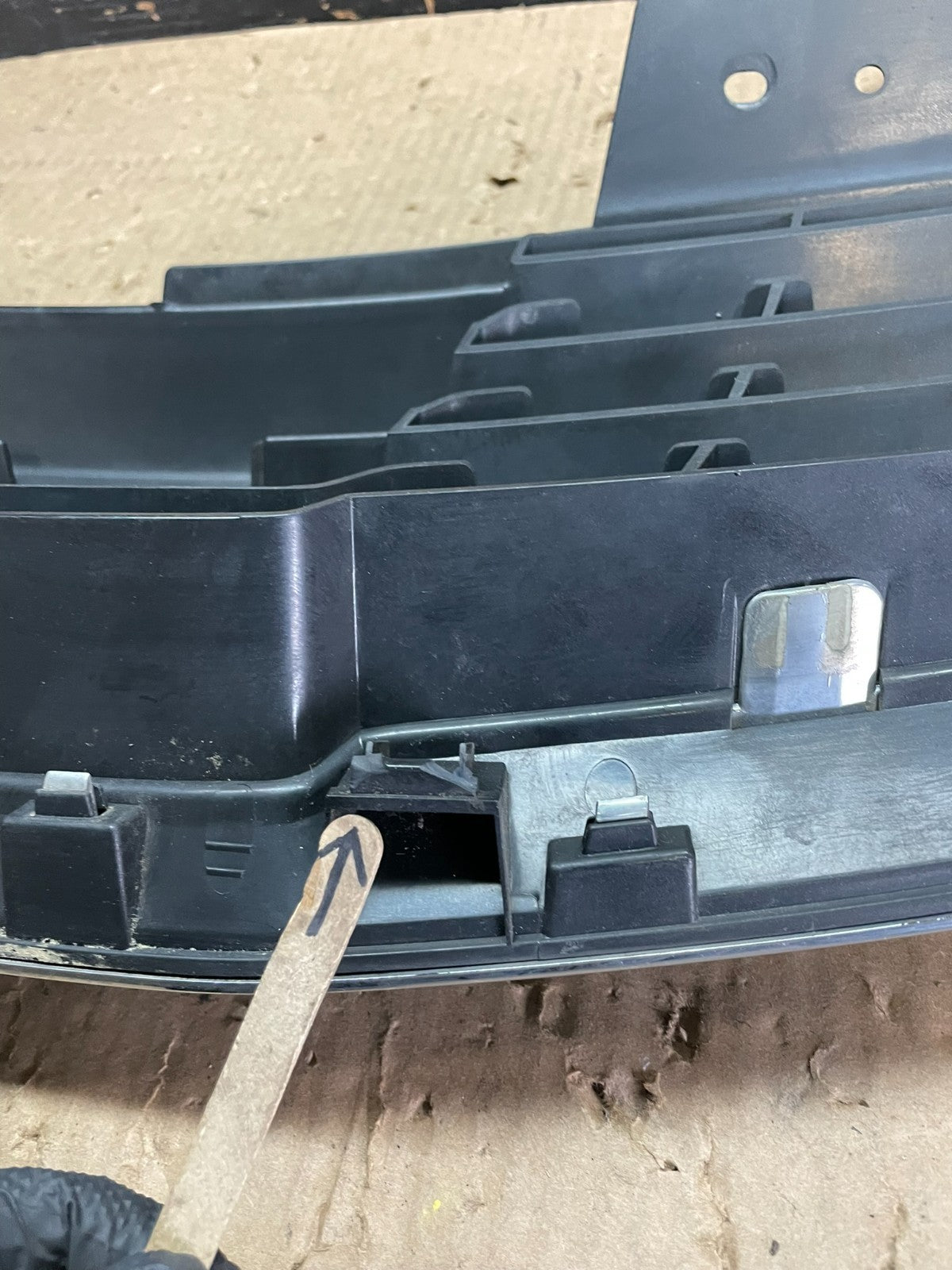 2007 to 2008 Nissan Maxima Front Upper Grill Grille Chrome OEM Z5641 DG9