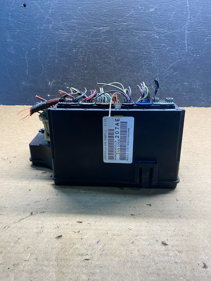 2007 Dodge Caliber integrated Power Module Fuse Relay BOX P04692207AE AE00004