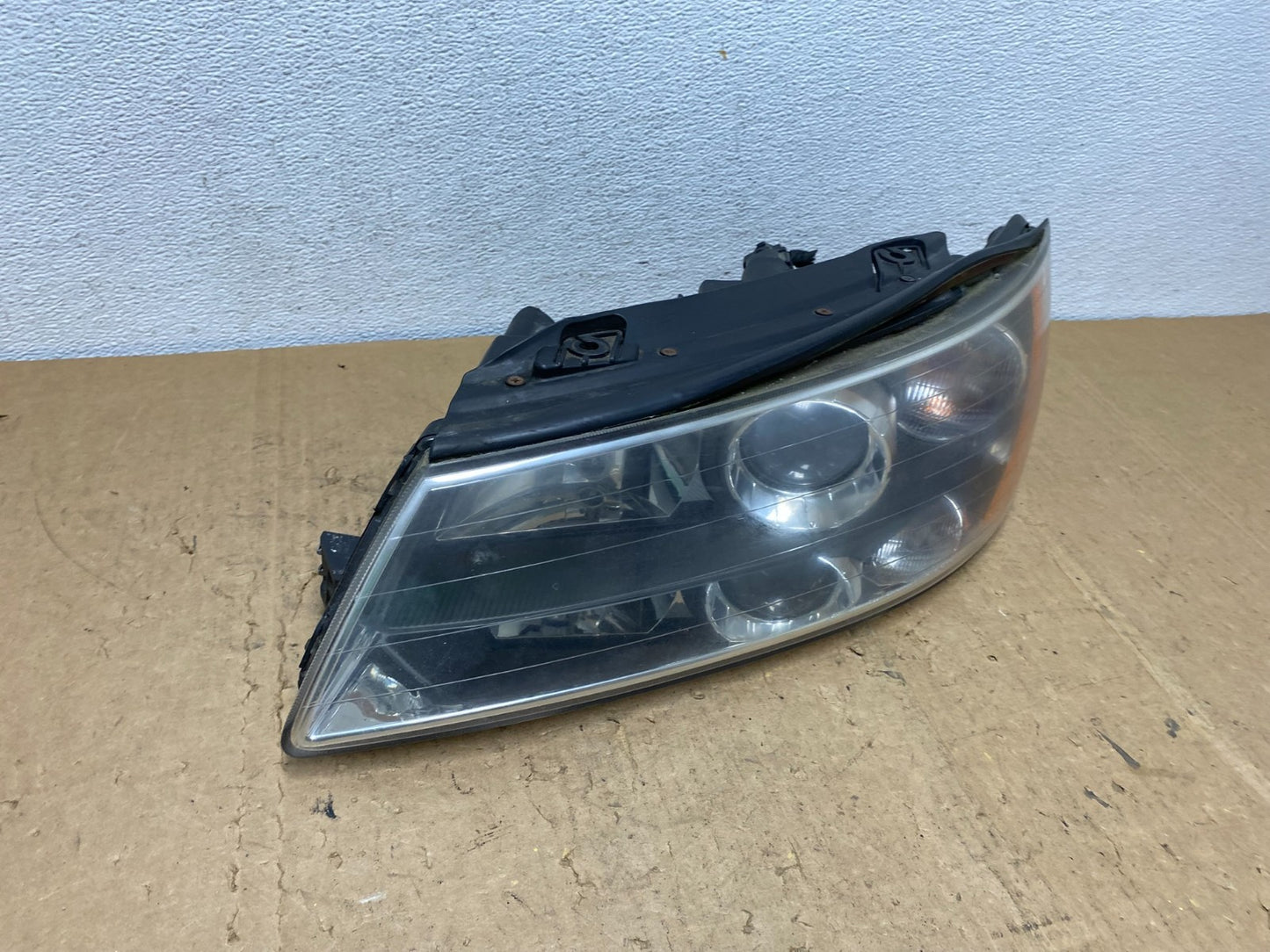 2006 to 2008 Hyundai Sonata Left Driver LH Side Headlight Halogen AD0659 DW2