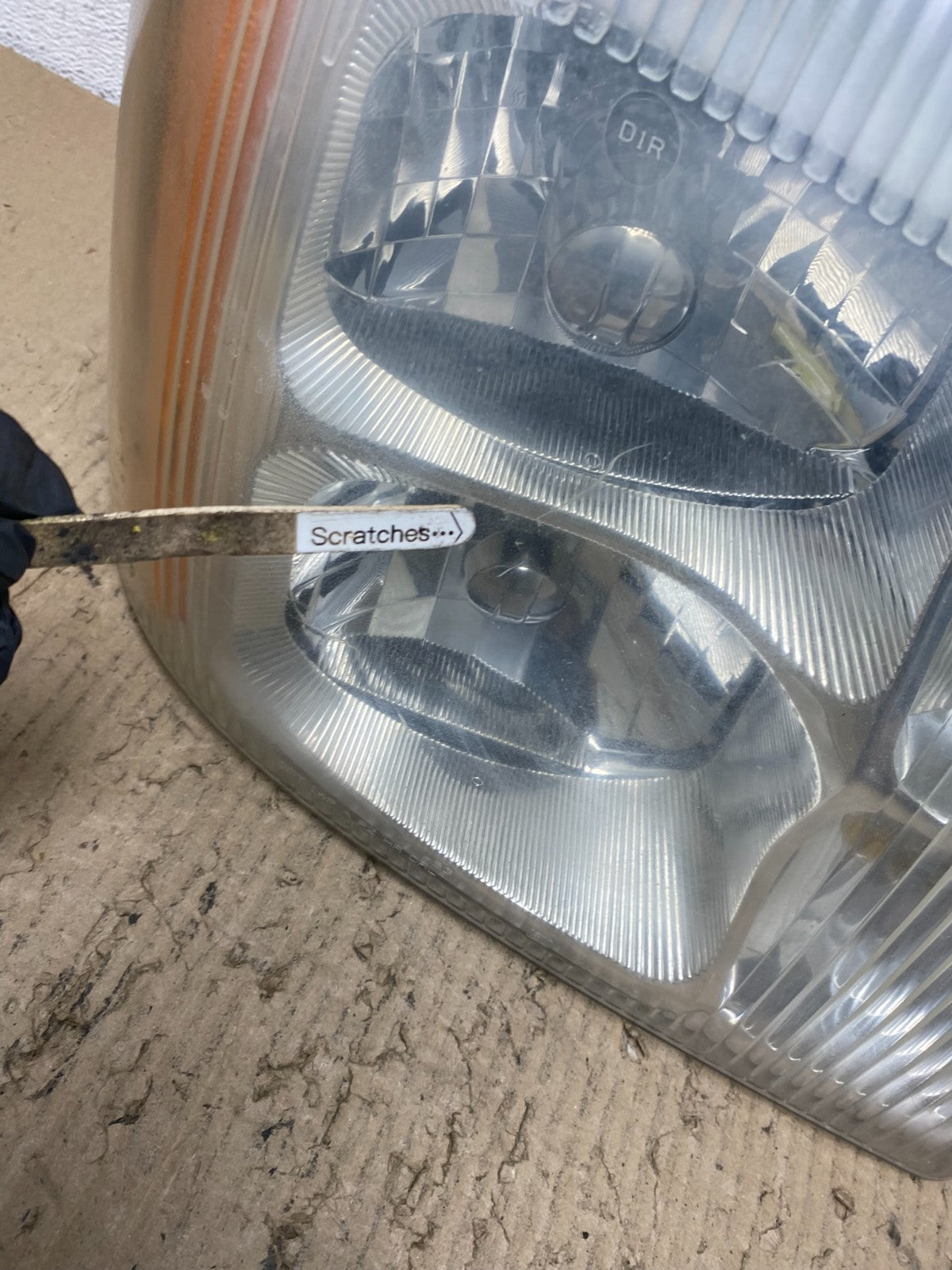 2002-2006 Cadillac Escalade Right Passenger Side Xenon HID Headlight AF72063