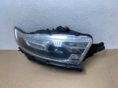 2013 to 2019 Ford Taurus Right Passenger RH Side Headlight Halogen AG6847 DW1