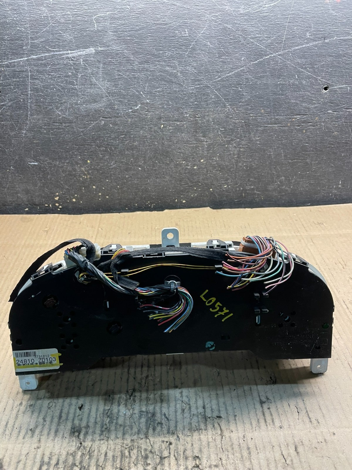 2007 Nissan Xterra Frontier Speedometer Cluster Gauge OEM X8665 DG7