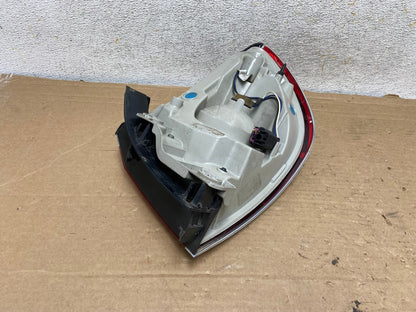 2008 to 2012 Buick Enclave Left Driver Side Lh Tail Light AH8486 LK5
