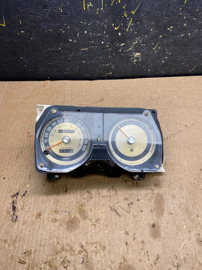 1982-1989 Chrysler Fifth Avenue Speedometer Fuel Gauge Cluster z4546 DG0