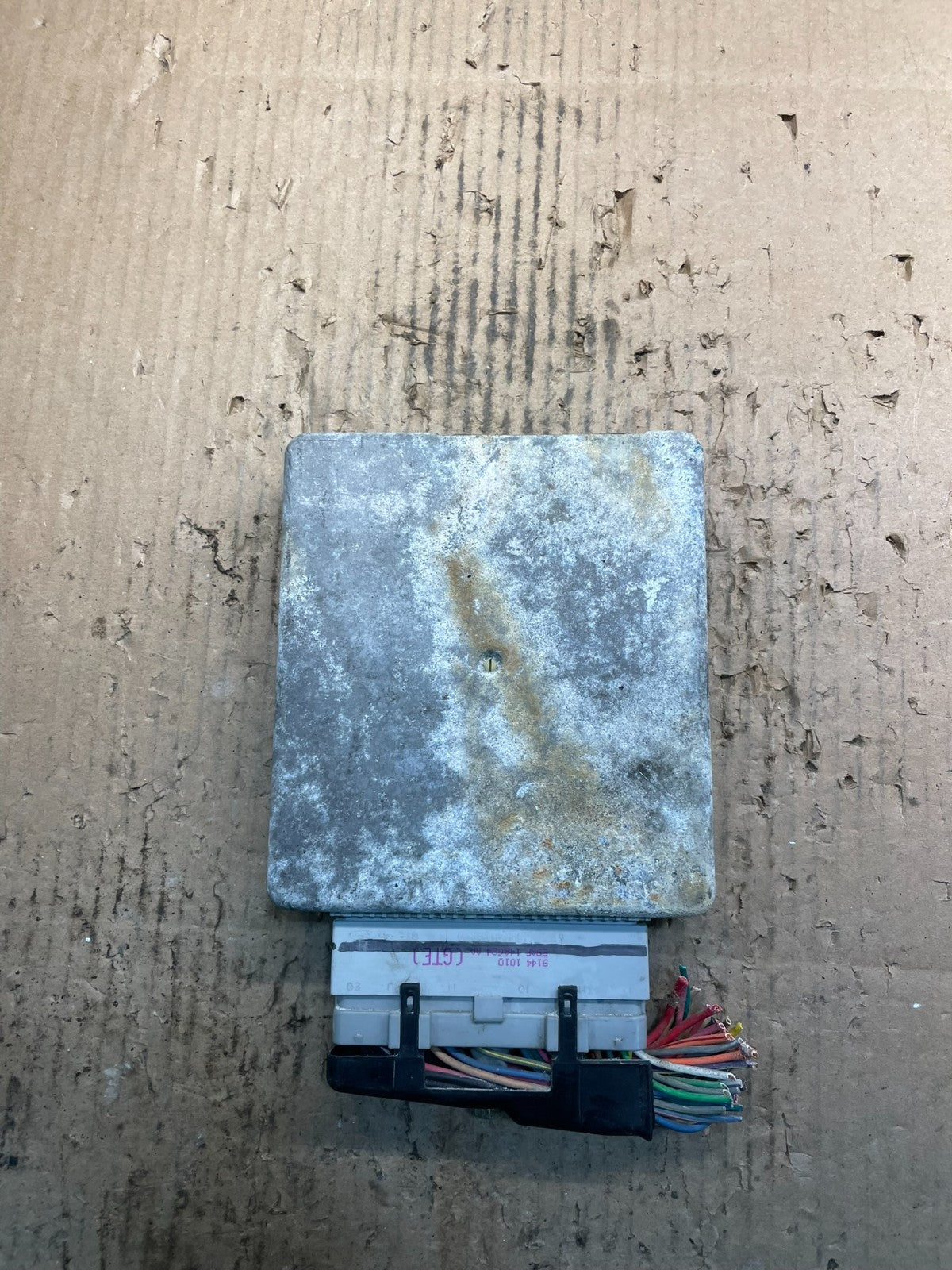1992 Ford Ranger 2.3L Engine Control Module F27F-12A650-MB u9082 DG2