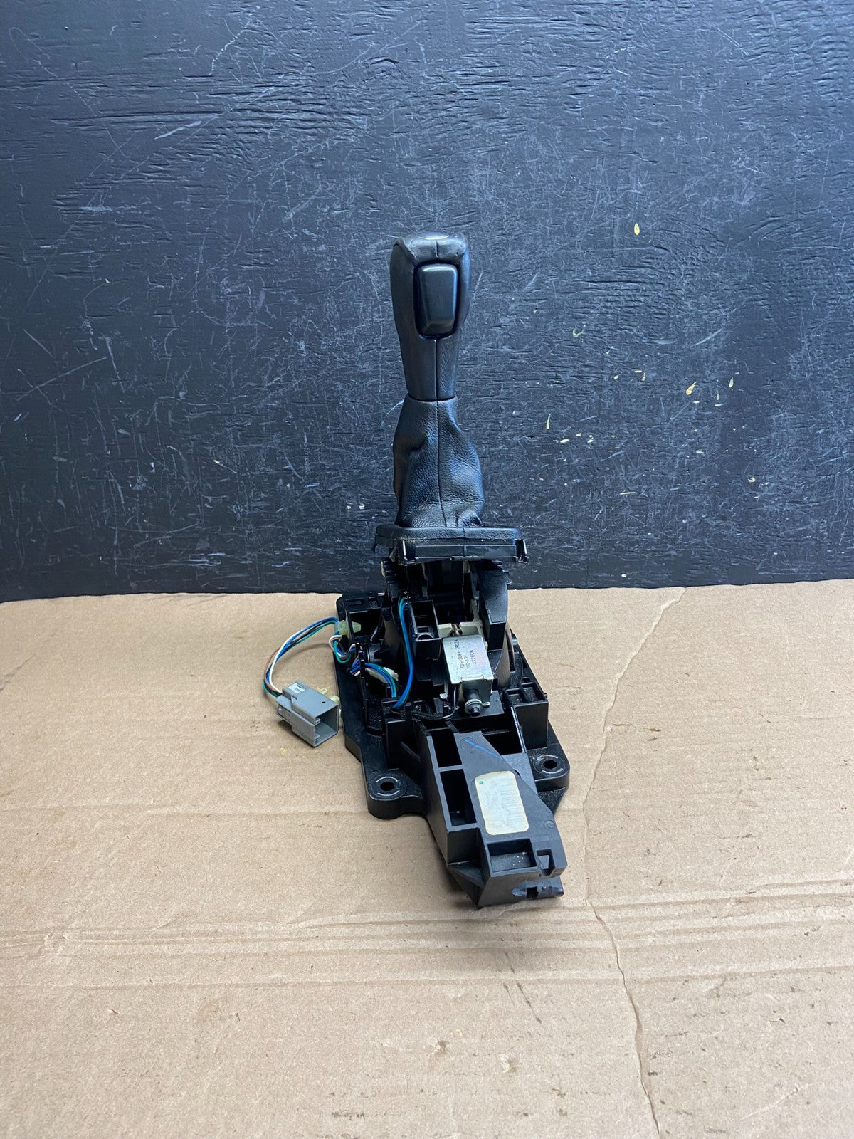 2016 to 2019 Ford Explorer Auto Transmission Floor Gear Shifter af1878 DG3