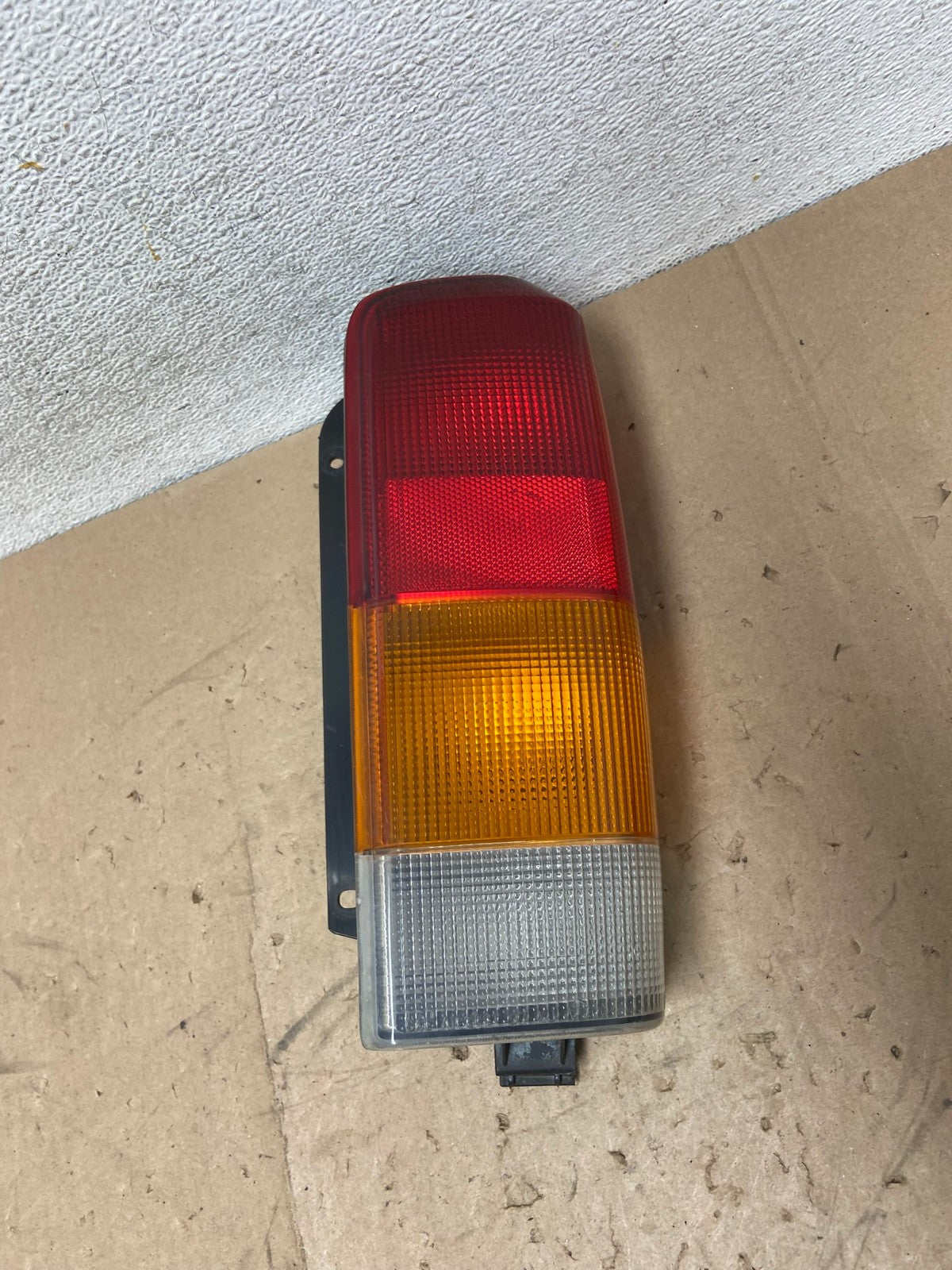 1997 to 2001 Jeep Cherokee Right Passenger Side Tail Light AG5353 LK0