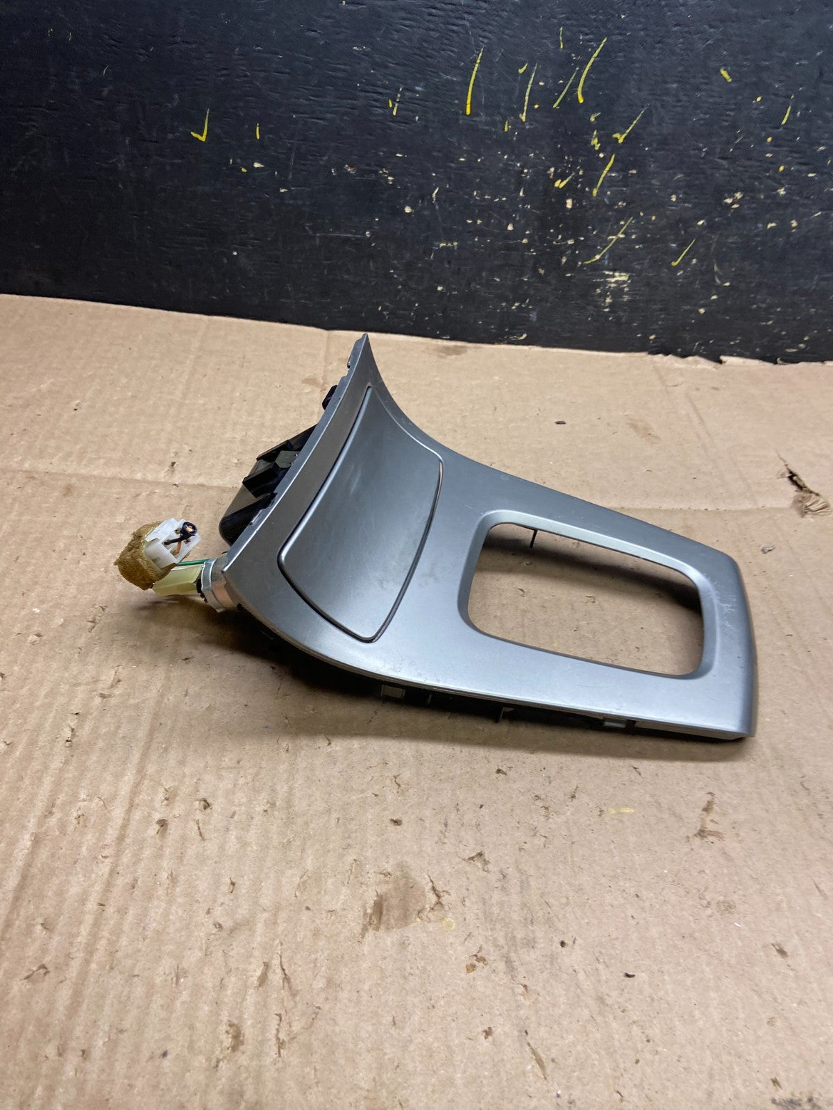 2003 - 2008 Subaru Forester Center Console Shifter Bezel  Trim y2461 DG4