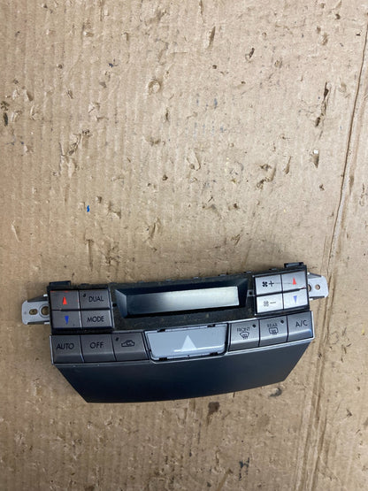 2010 - 2014 Subaru Outback Legacy A/C Heater Climate Control Unit AE4094 DG0