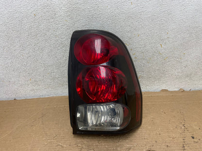 2002 to 2009 Chevrolet Trailblazer Right Passenger Rh Tail Light AH9186 LK0