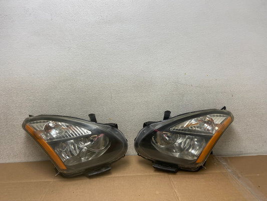 2009-2013 Nissan Rogue Left+Right Side Set Halogen Headlights OEM Y8382 DW0