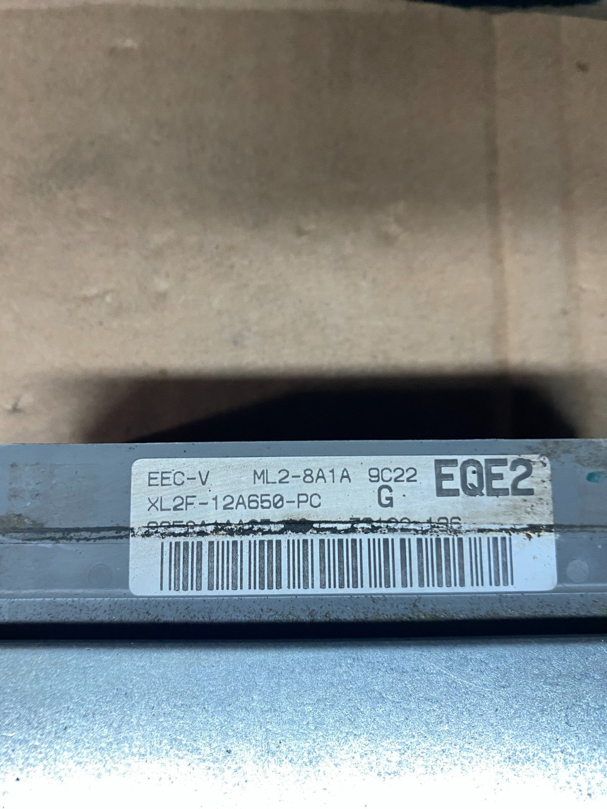 1999 2000 2001 Ford Explorer Engine Control Unit ECU Computer Module W2443 DG3