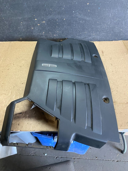 2004 Lincoln Aviator Engine Motor Cover N8355 PS3