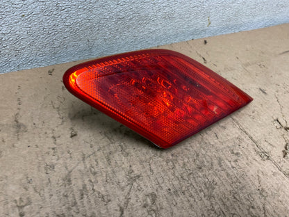 2003 to 2004 Toyota Avalon Right Passenger RH Inner Tail Light OEM S5382 DW1