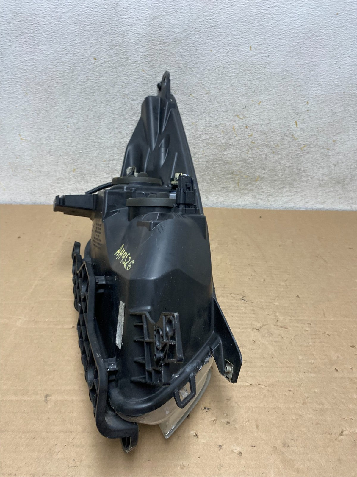 2013 - 2016 Ford Escape Headlight Left Driver Lh Side Halogen AH9526 DW6