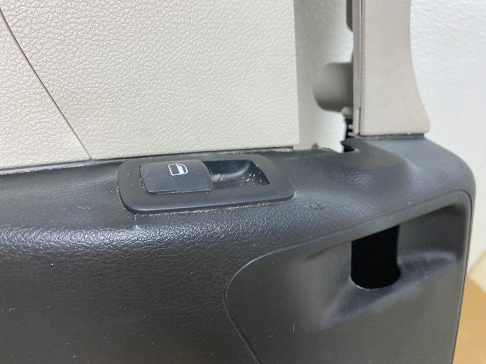 2017 to 2018 Chrysler Pacifica Rear Left Driver Sliding Door Panel OEM O5924 DG3