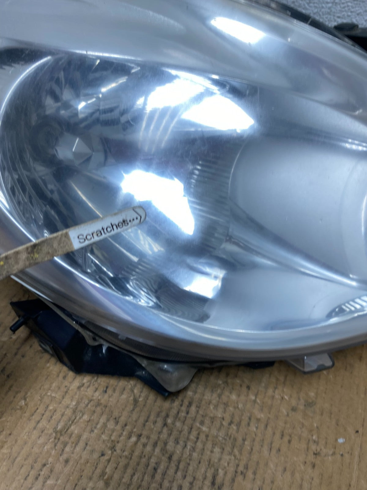 2012 2013 2014 Nissan Versa Sedan Headlight Right Passenger Rh AE0641 DW3