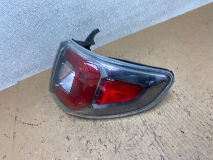 2013 to 2016 GMC Acadia Right Passenger RH Side Tail Light AA0162 DW1