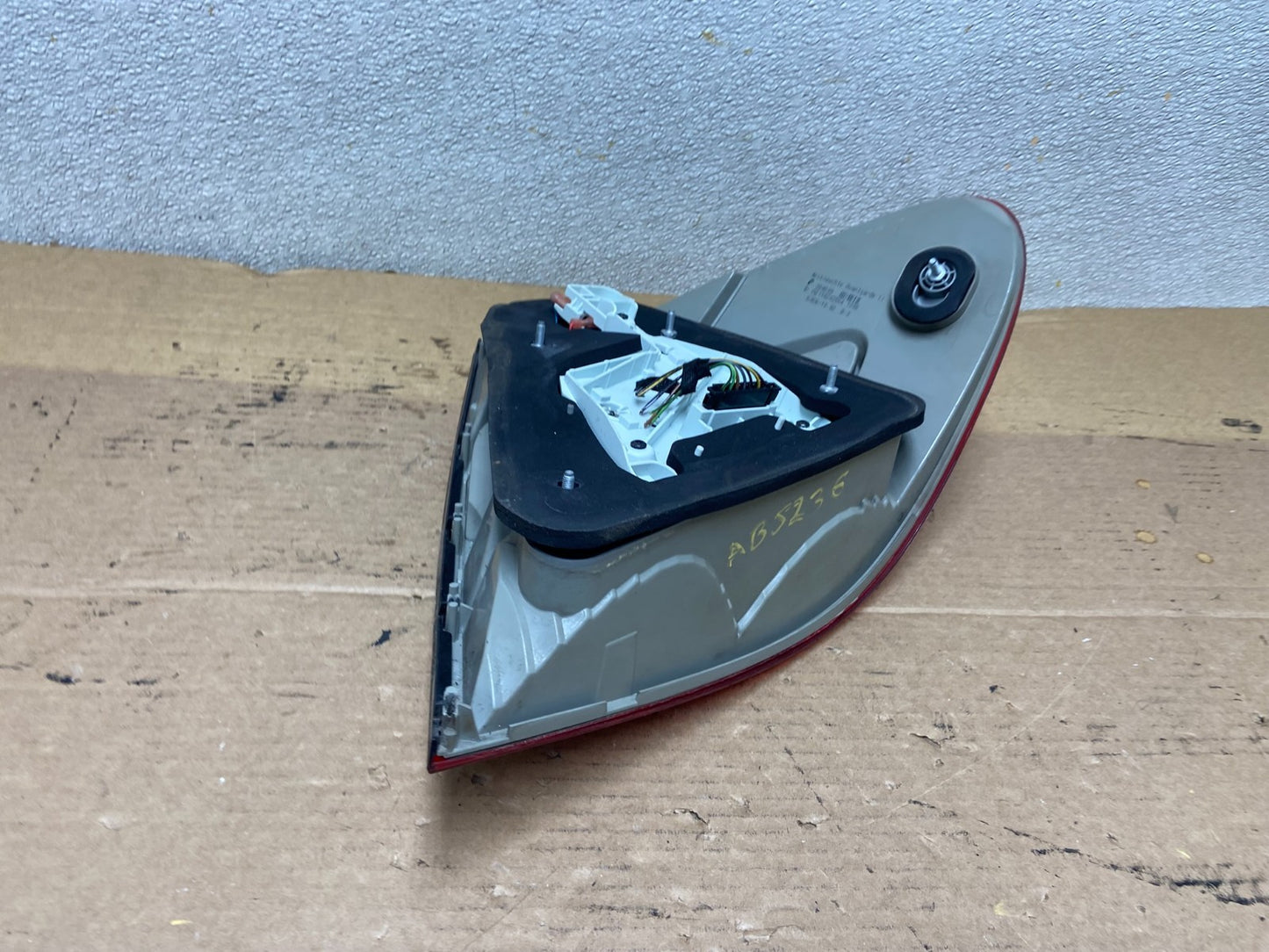 LED 2007 - 2009  Mercedes E E320 E500 Sedan Left Driver LH Tail Light AB5236 LK4