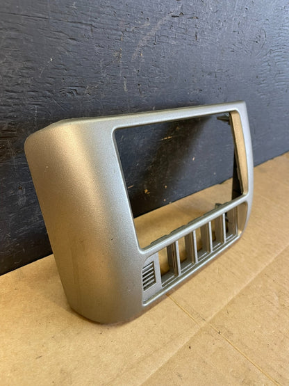 2001-2003 Toyota Sienna Center Console Dash Radio Bezel Trim AC5196 DG1