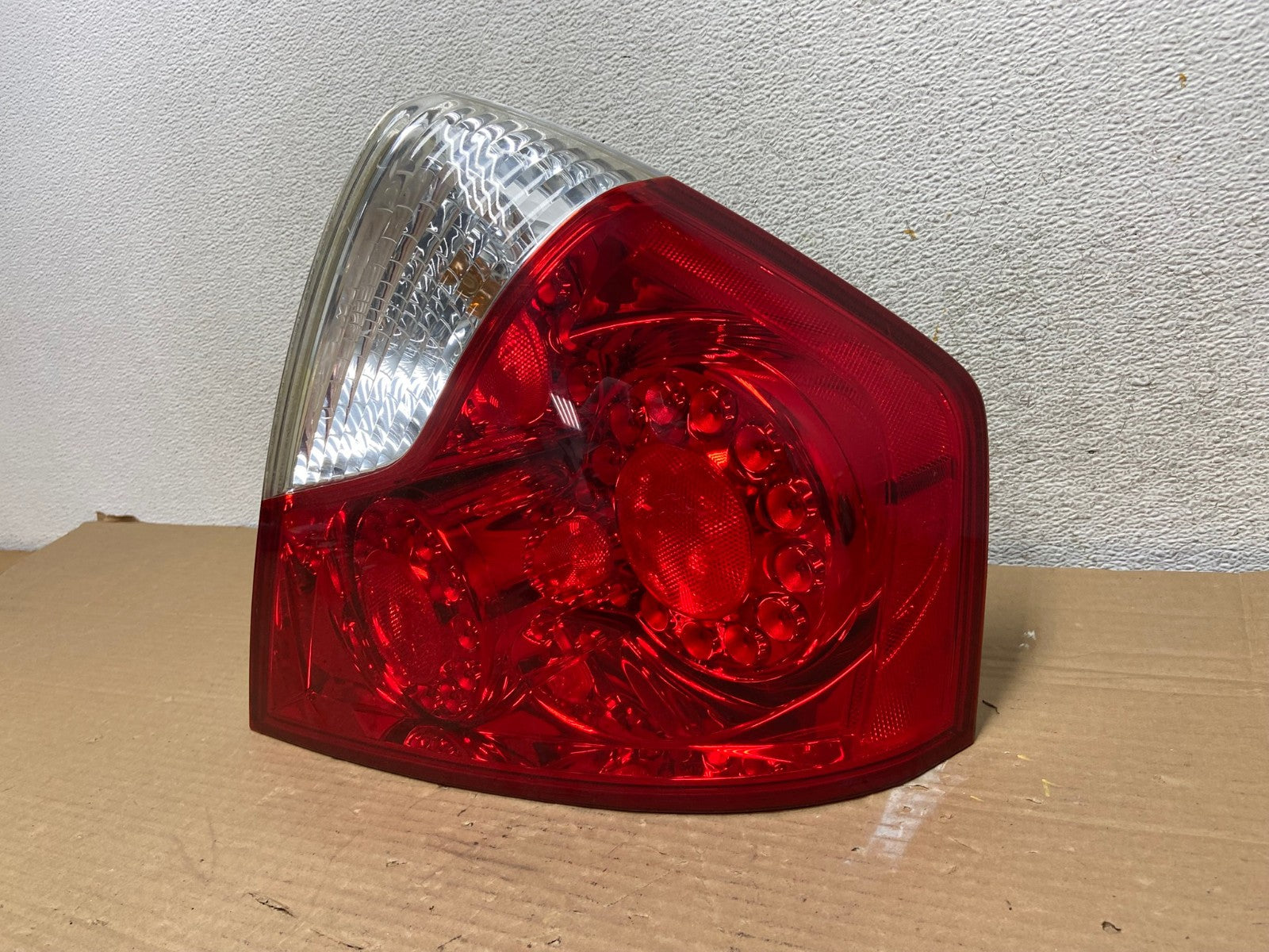 2006 2007 Infiniti M35 M35X M45 Right Passenger Side Tail Light AG9002 LK2