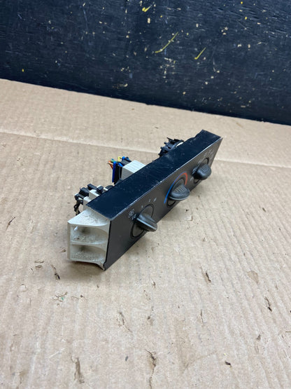 2001 - 2007 GMC Chevrolet Astro Express Climate Control A/C U5999 PS1