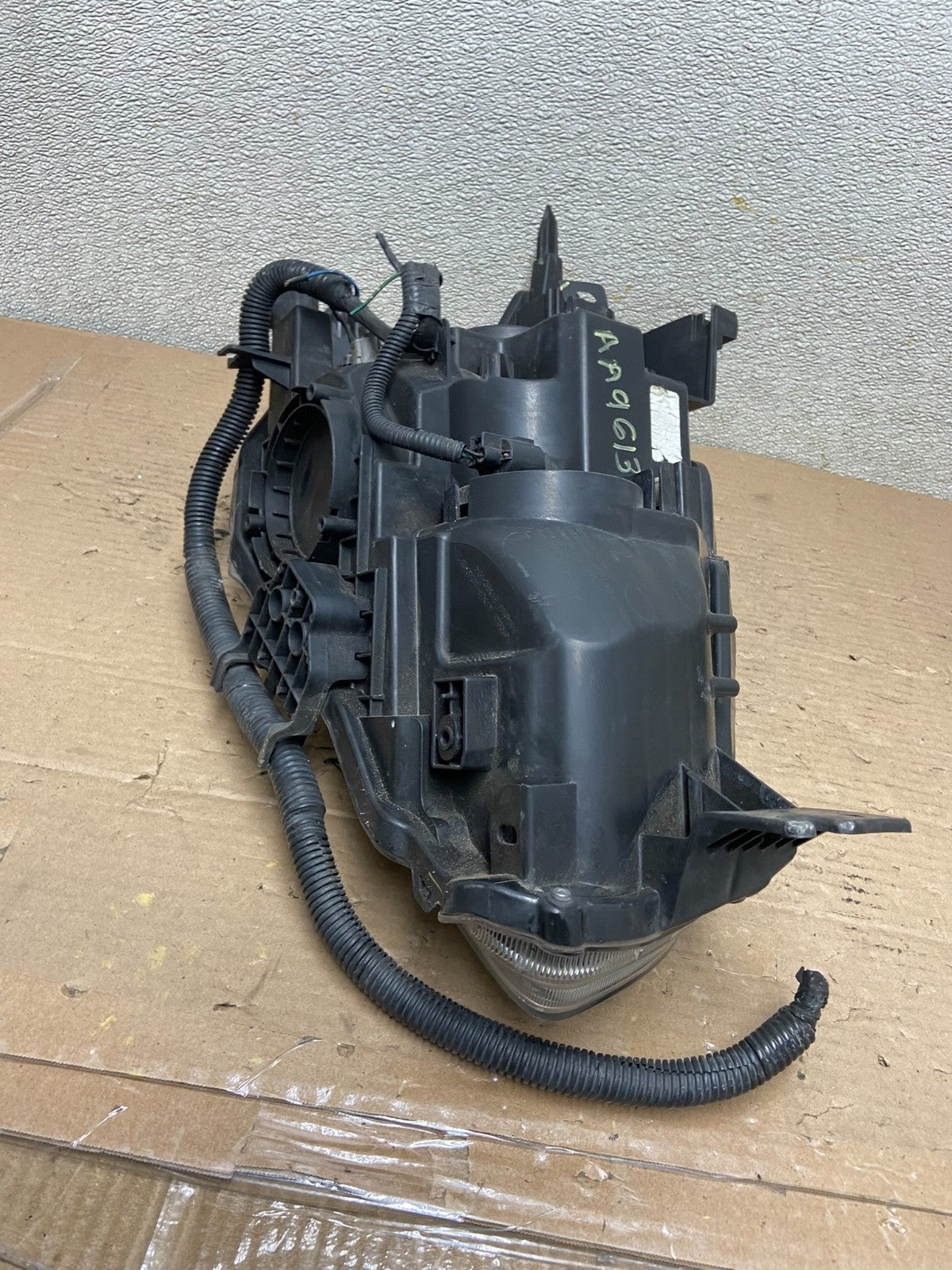 Halogen 2009 to 2014 Nissan Maxima Left Driver LH Side Headlight AA9613 DW7