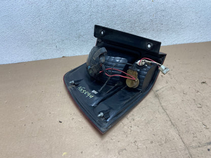 2003 2004 2005 2006 Ford Expedition Right Passenger Rh Tail light AG5694 LK4