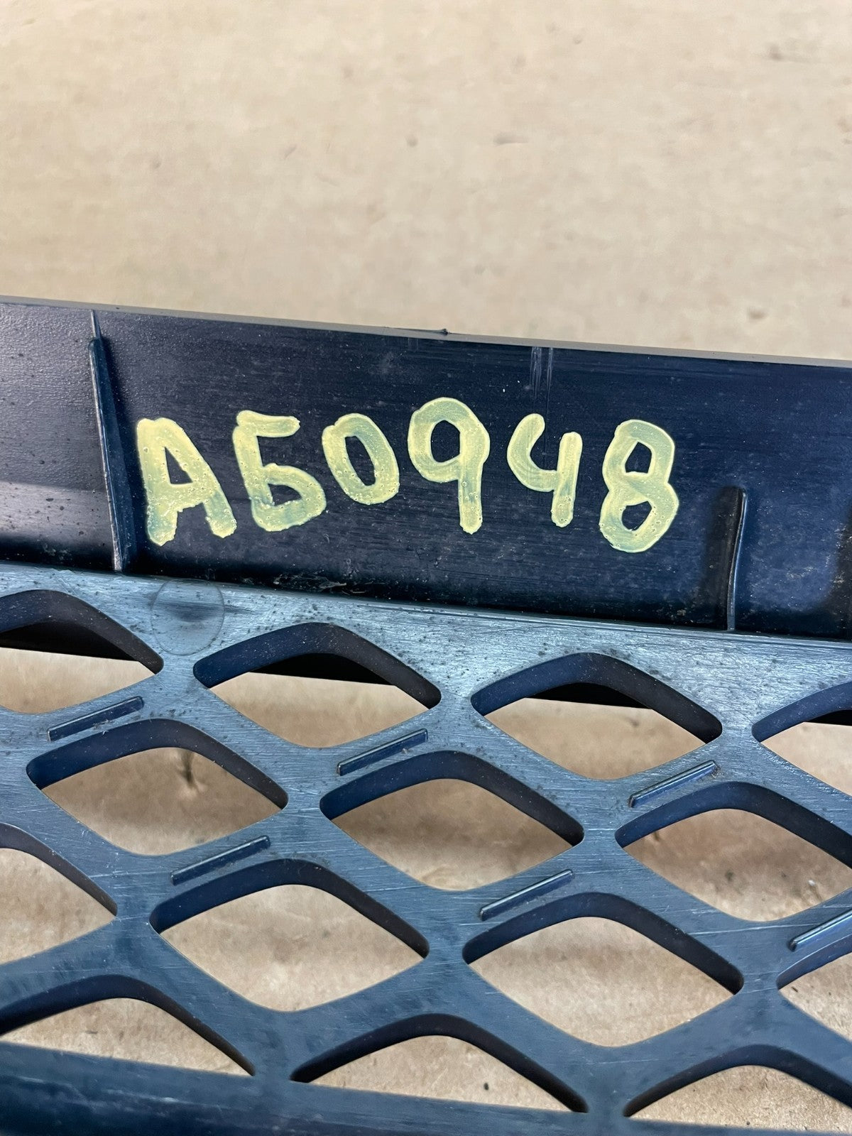 2006 2007 2008 Kia Sportage Front Upper Grille Grill AG0948 DG5