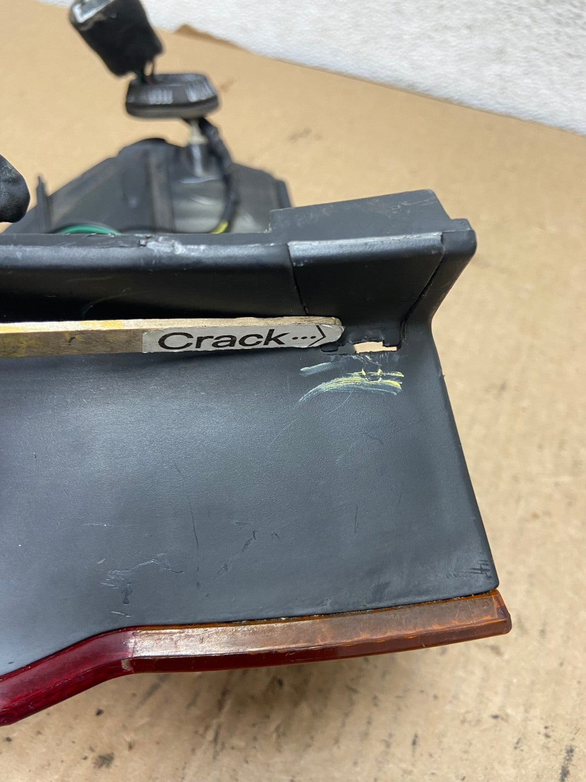 2002 2003 2004 Honda Odyssey Left Driver LH Side Tail Light AG2137 LK4