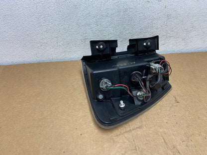 2005 to 2008 Chevrolet Equinox Right Passenger Rh Side Tail Light AD6204 LK5