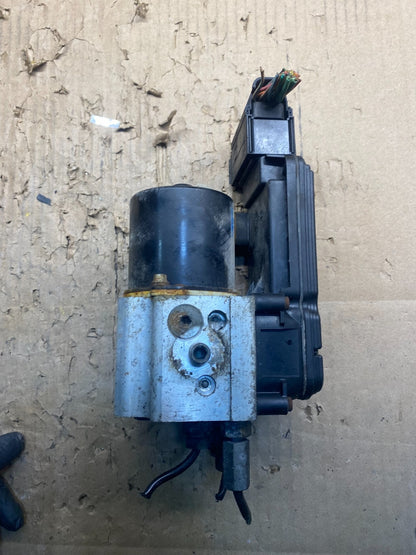2006 2007 Ford E250 E350 Econoline Anti-Lock ABS Antilock Brake Pump W3965 DG3