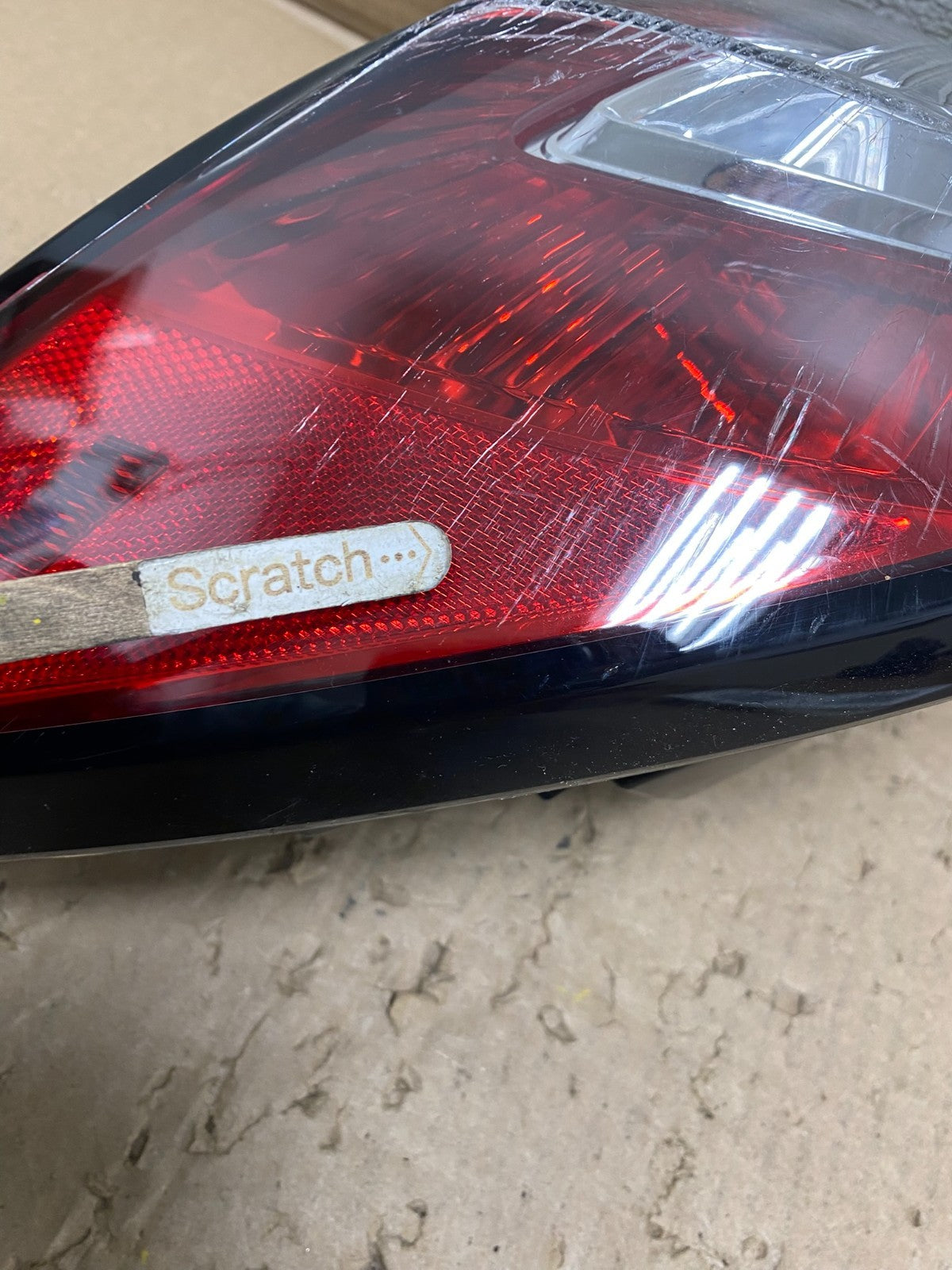 2013 to 2017 Chevrolet Traverse Left Driver LH Side Tail Light U1214 DW3