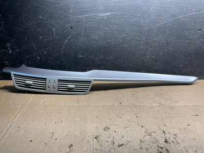2009 to 2014 Volkswagen Routan Dash Center Trim Bezel Panel Vents U2048 DG0