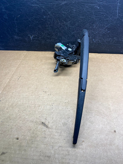 2017 to 2021 Nissan Rogue Rear Windshield Wiper Motor AD7512 DG2