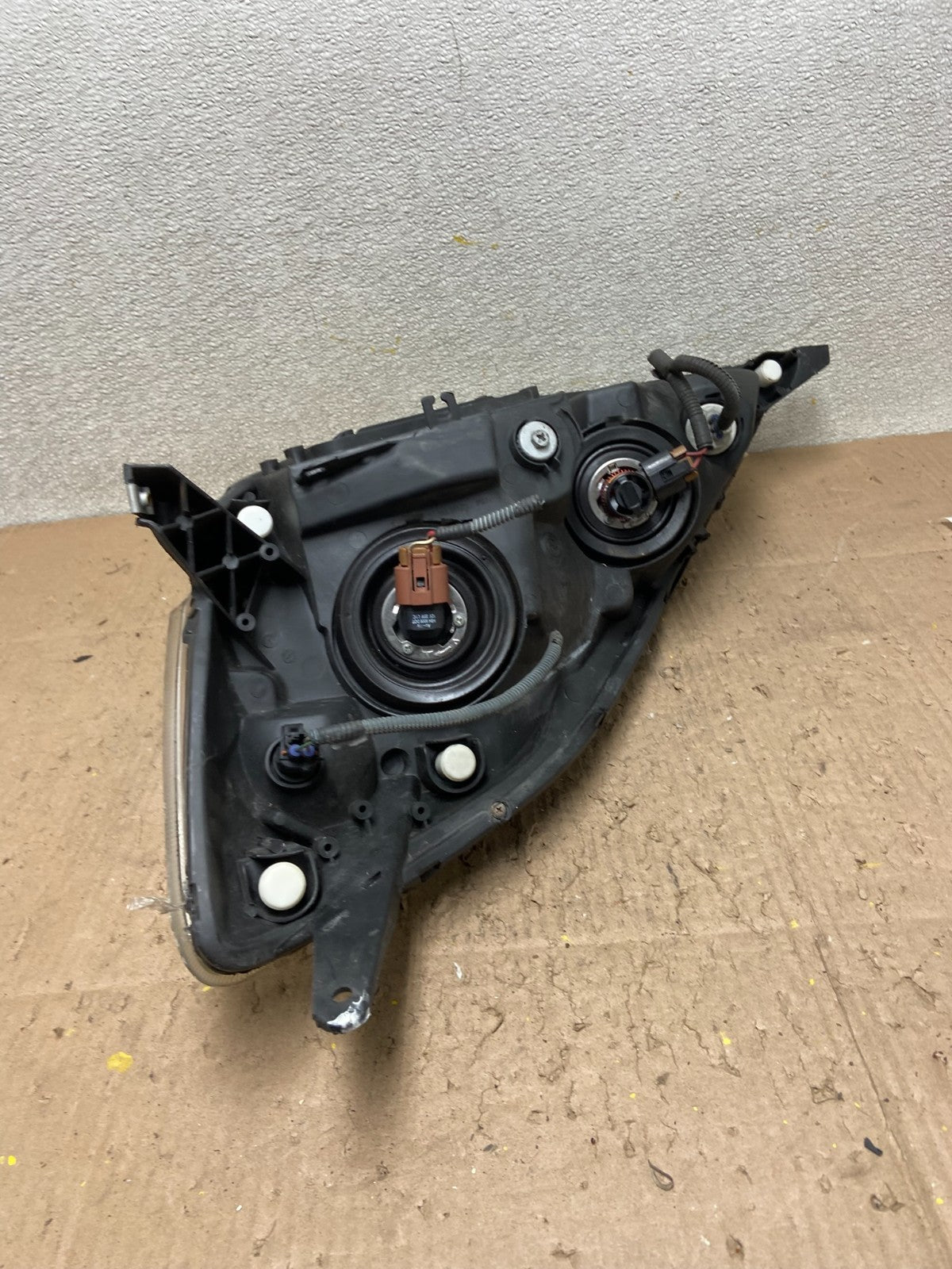2006 to 2010 Toyota Sienna Right Passenger Rh Side Headlight Halogen Y4673 DW4