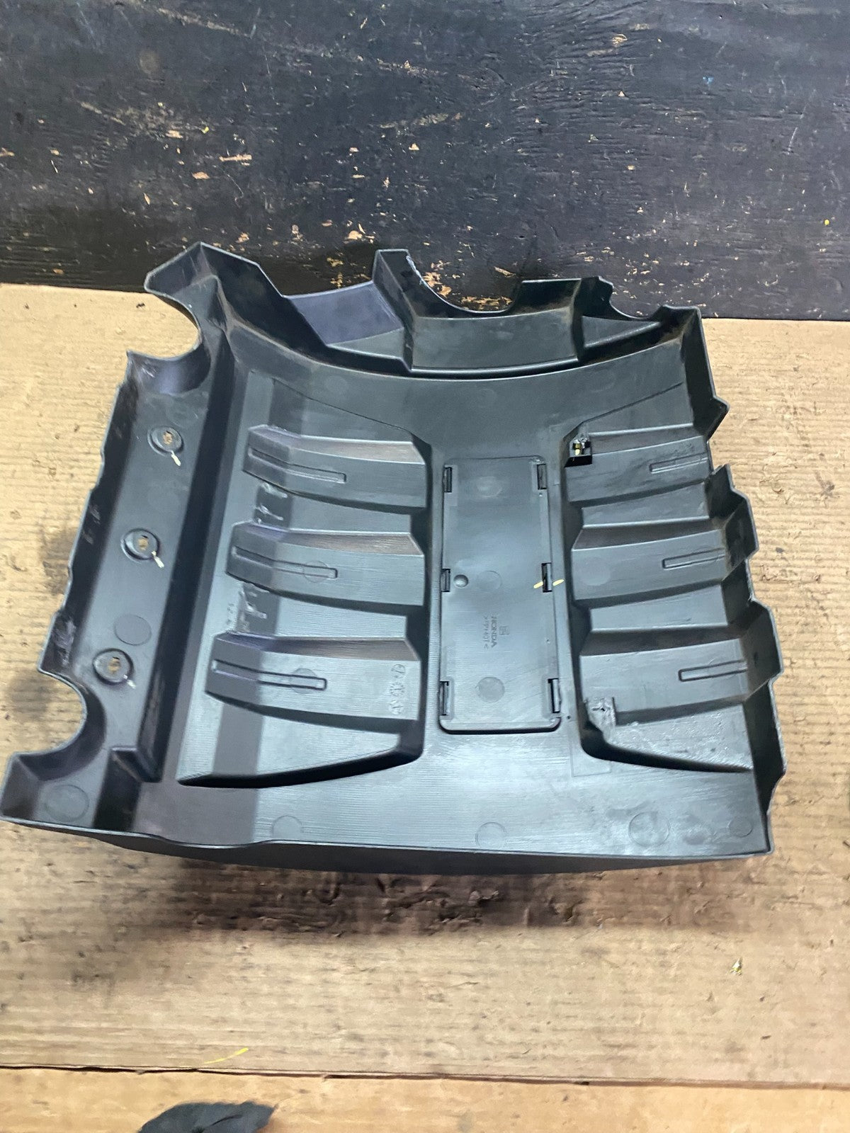 2006 to 2008 Honda Pilot Black Engine Cover OEM 3.5L s5965 DG7